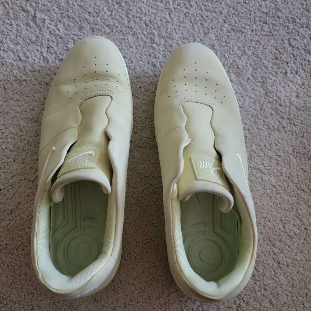 AF1 - Picture 3 of 5